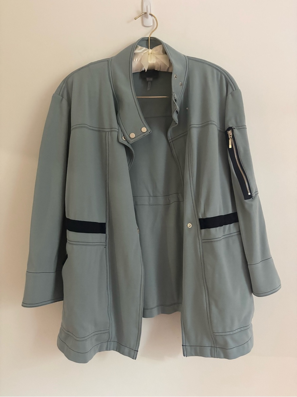 Lysse New York Women’s Soft Blue Adjustable Waist Jacket